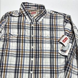 Wrangler Blue and Brown Casual Button Down Shirt NWT. Men’s XL Slim Fit.